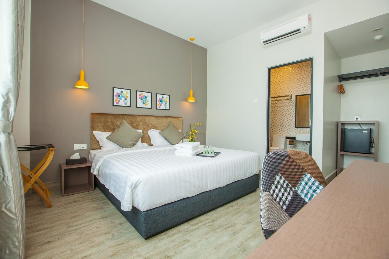 Bzz Hotel Секудаи Экстерьер фото