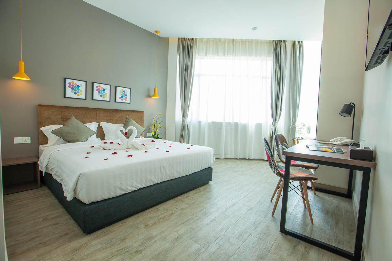 Bzz Hotel Секудаи Экстерьер фото