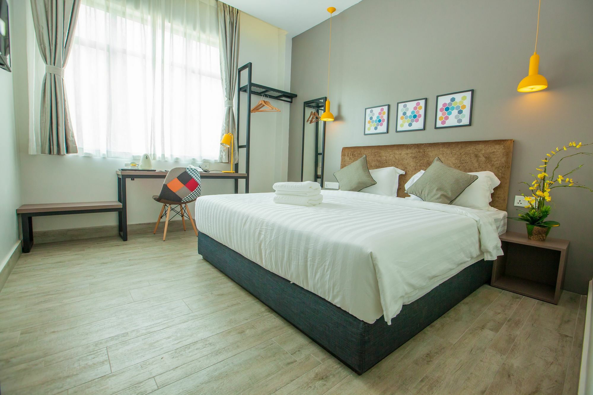 Bzz Hotel Секудаи Экстерьер фото