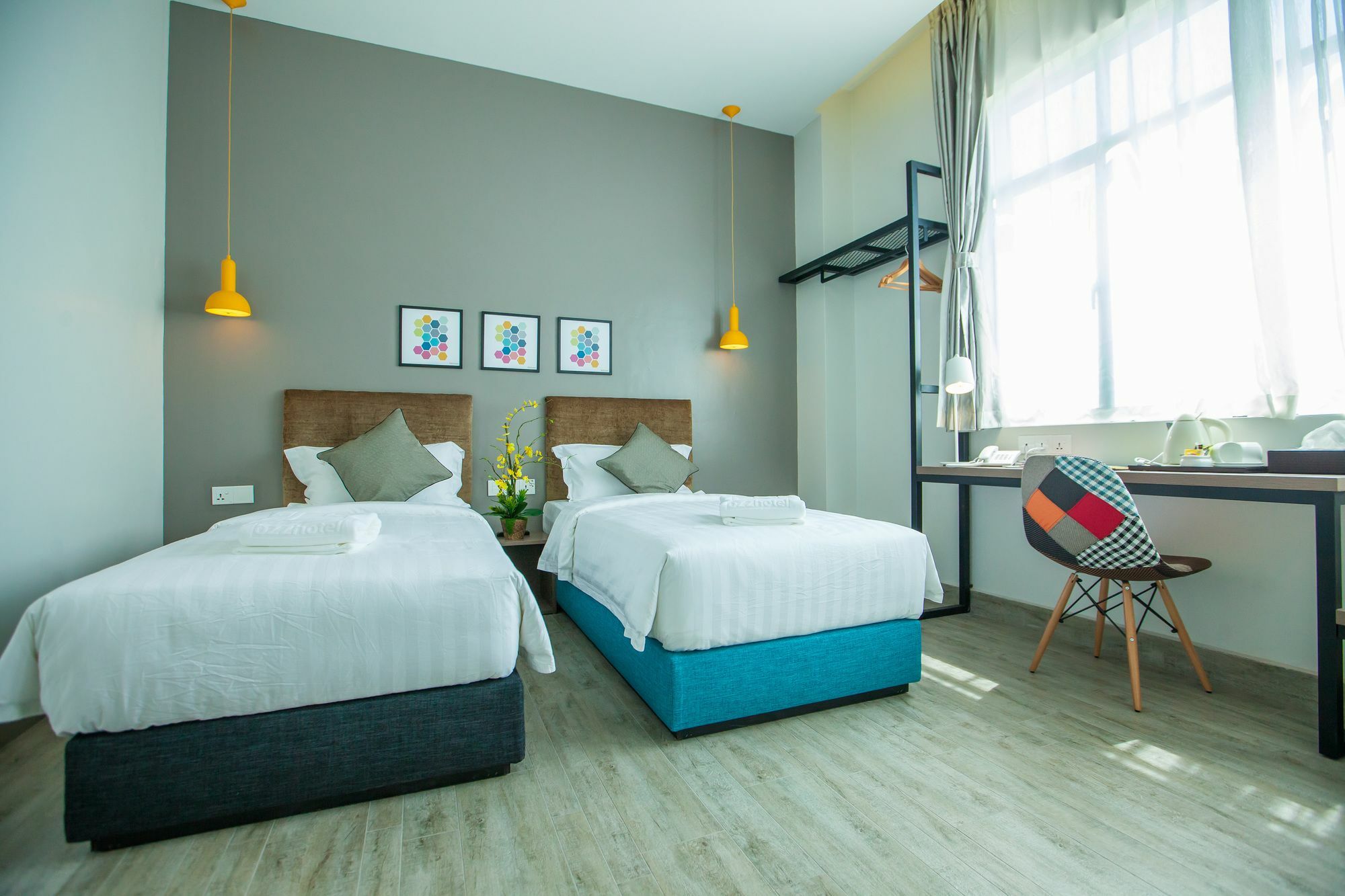Bzz Hotel Секудаи Экстерьер фото