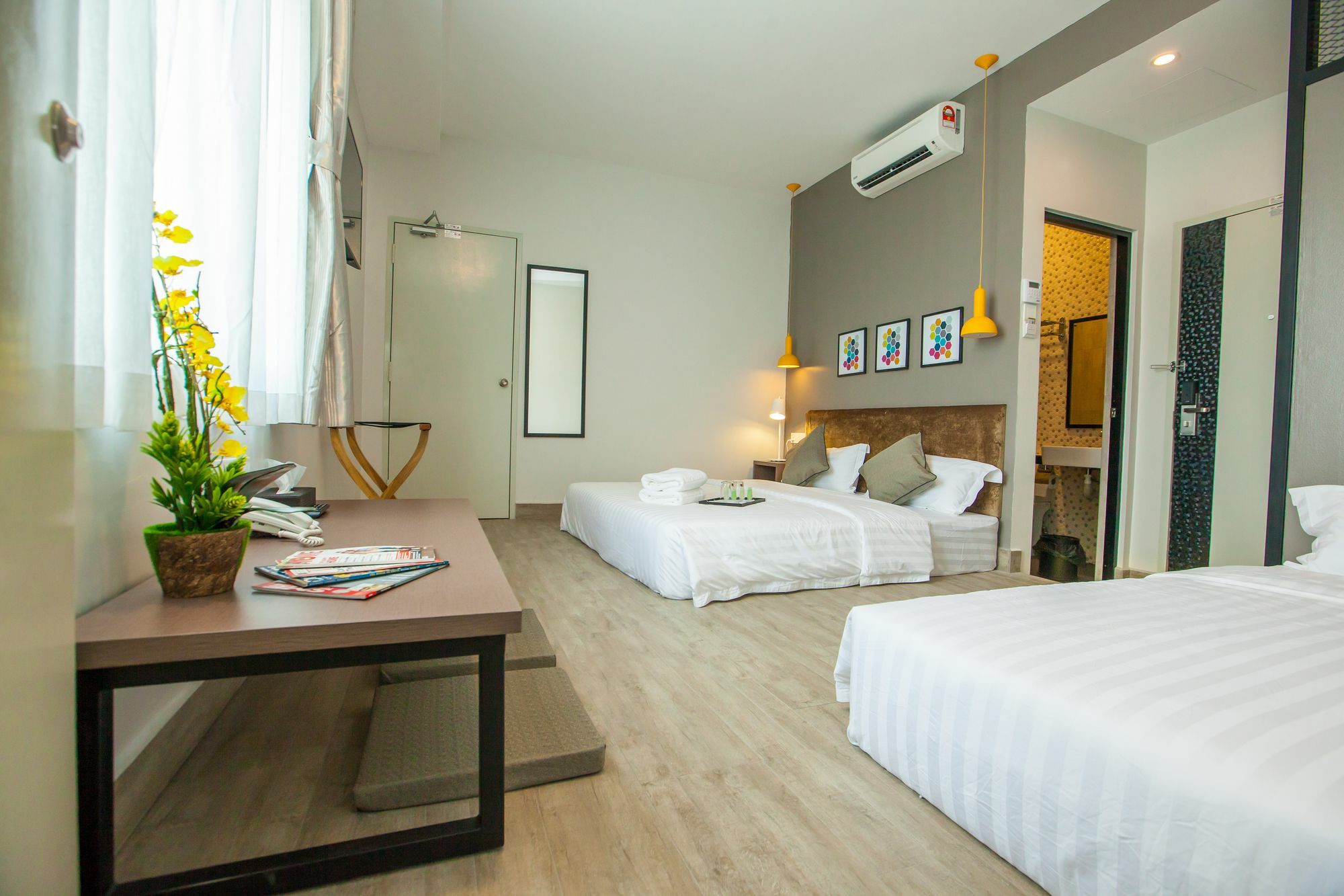 Bzz Hotel Секудаи Экстерьер фото